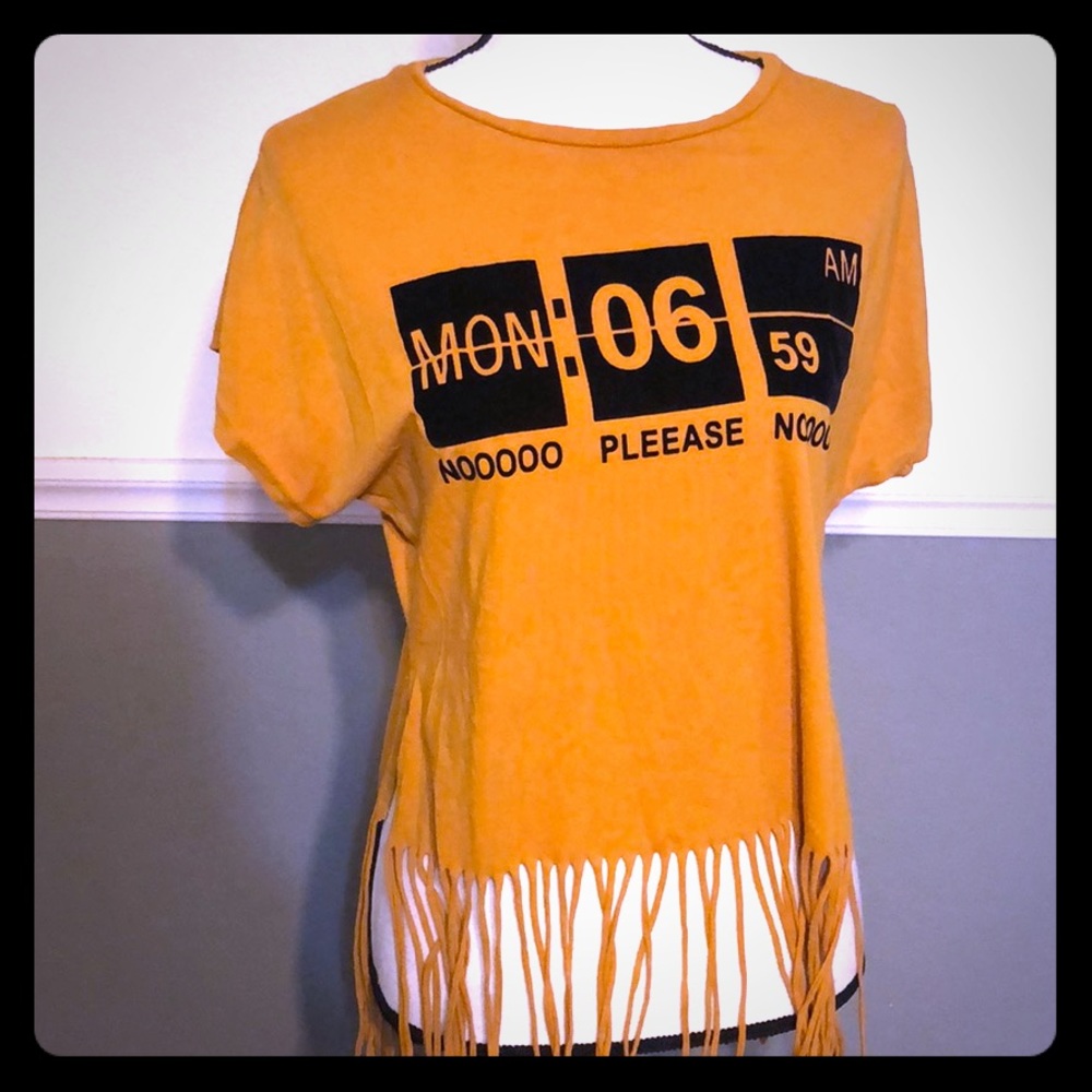 No Mondays Top